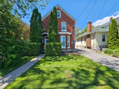 Detached in Kingston