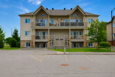 Condo Apartment in Blossom Park - Airport and Area