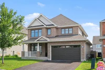Detached in Blossom Park - Airport and Area