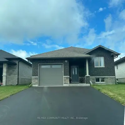Detached in Quinte West