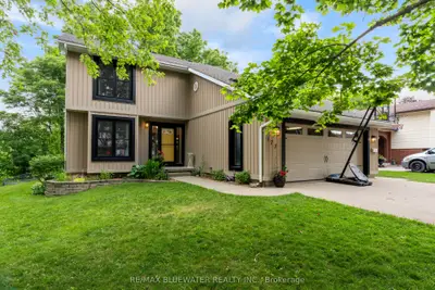 177 Toronto Street, West Perth, On N0k 1n0