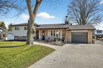 Detached in Lincoln