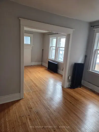985 Main Street E 5, Hamilton, On L8m 1n3