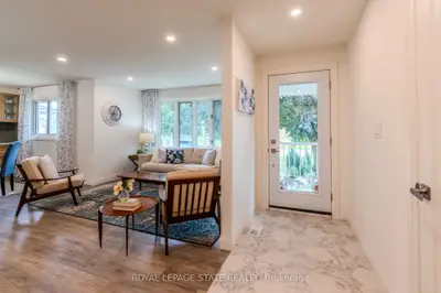 17 WOODSVIEW Avenue, Grimsby, ON L3M 3S5
