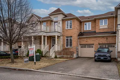 Att/Row/Townhouse in Hamilton