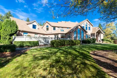 20 Fox Run Drive, Puslinch, On N0b 2j0