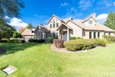 20 Fox Run Drive, Puslinch, On N0b 2j0