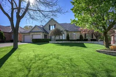 Detached in London North
