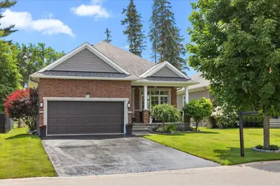 Detached in North Grenville