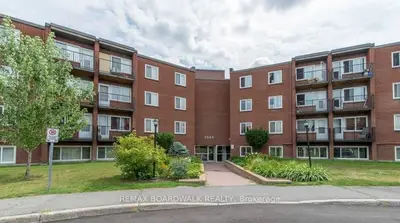 2044 Arrowsmith Drive 108a, Beacon Hill North - South And Area, On K1j 7v8