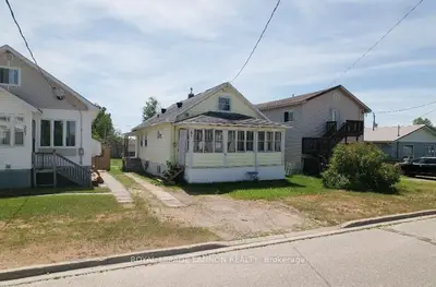 205 Second Avenue, Greenstone, On P0t 1m0