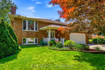 12 Fern Gate, Pelham, On L0s 1e4