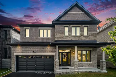 Detached in Barrhaven
