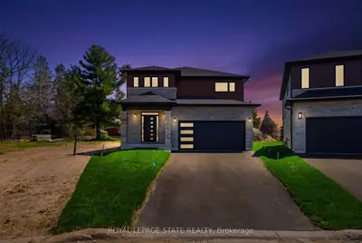 23 Woodvalley Court, Hamilton, On L9b 2s7