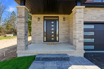 23 Woodvalley Court, Hamilton, On L9b 2s7