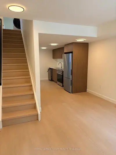 247a Bradford Street, Britannia - Lincoln Heights And Area, On K2b 5z5