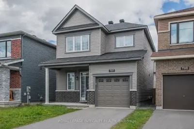 Detached in Stittsville - Munster - Richmond