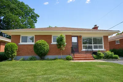 Detached in Belair Park - Copeland Park and Area