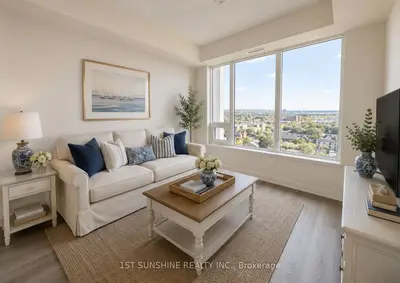 Condo Apartment in Hamilton