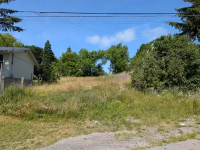 20 Shaw Street, Kingston, On K7k 4y4