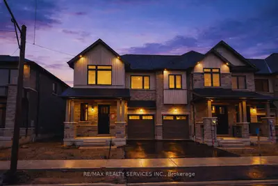 Att/Row/Townhouse in Brantford