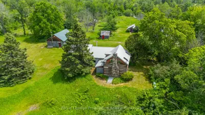 452 Lasswade Road, North Kawartha, On K0l 1a0