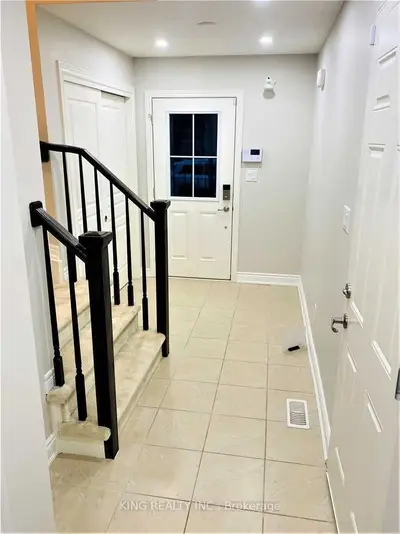 285 Silverwood Avenue, Welland, On L3c 0b7