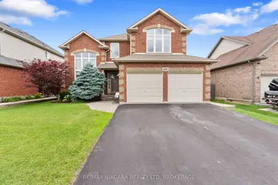 282 Winterberry Boulevard, Thorold, On L2v 5e5
