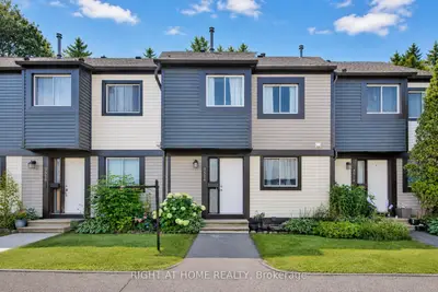 Condo Townhouse in Blossom Park - Airport and Area