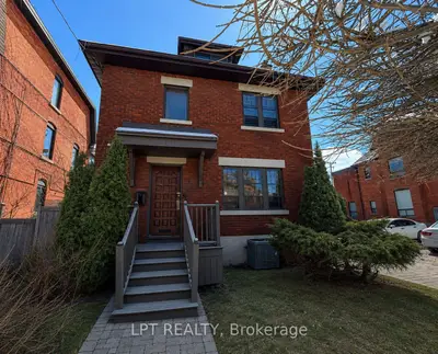 322 Waverley Street, Ottawa Centre, On K2p 0w3