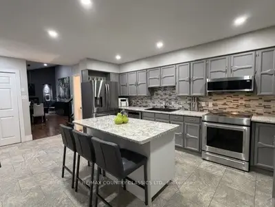 158 BRIDGE Street W, Bancroft, ON K0L 1C0