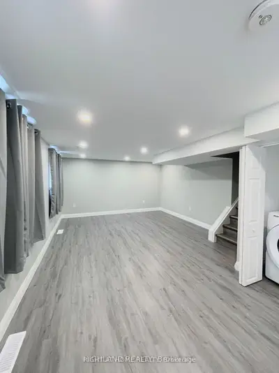 Lower Level in St. Catharines