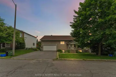 6803 Barsona Place, Orleans - Convent Glen And Area, On K1c 1j2