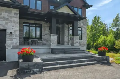 160 Country Meadow Drive, Carp - Huntley Ward, On K0a 1l0