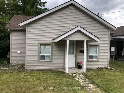 64 George Street, Quinte West, On K8v 1r6