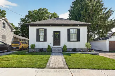 160 John Street, Ingersoll, On N5c 3g2