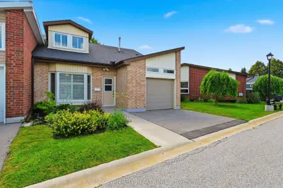 29 Archdeacon Clark Trail, Hamilton, On L9b 2m1
