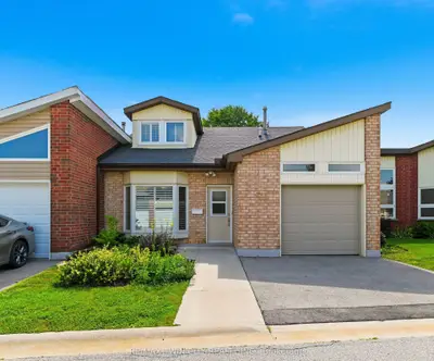 29 Archdeacon Clark Trail, Hamilton, On L9b 2m1