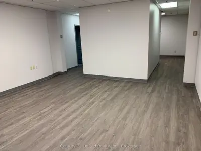 261 George Street N 205, Peterborough, On K9j 3g9