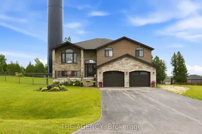 206 Meredith Way, Chatsworth, On N0h 1g0