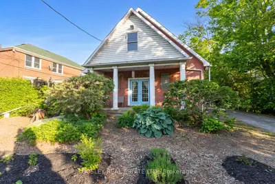 Fourplex in Cobourg