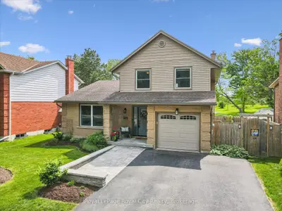 Detached in Guelph