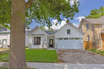 Detached in North Middlesex
