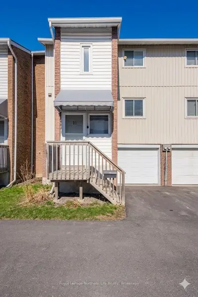 Condo Townhouse in North Bay