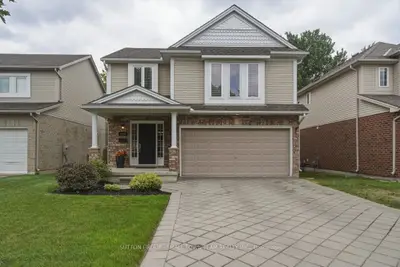 1129 South Wenige Drive, London North, On N5x 4g5