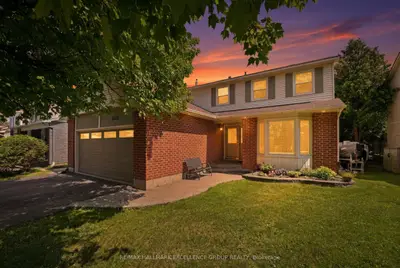 Detached in Orleans - Convent Glen and Area