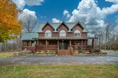 Detached in Frontenac