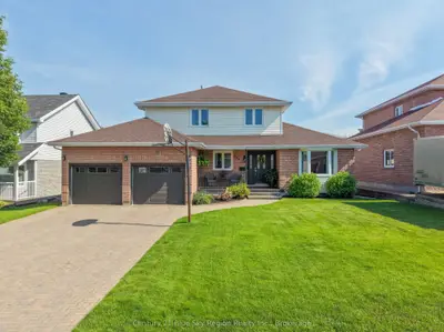 Detached in North Bay