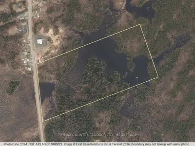00 41 Highway, Addington Highlands, On K0h 2g0