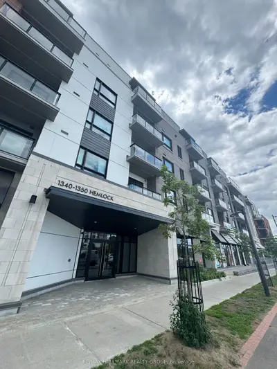 Condo Apartment in Manor Park - Cardinal Glen and Area